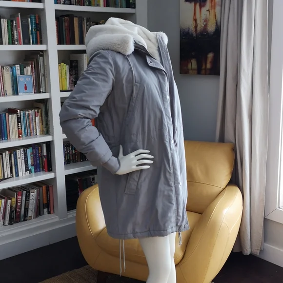 Gap winter coat - Picture 2 of 15